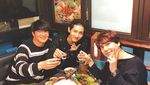 Sedang Berada di Indonesia, Ini Gaya Kulineran Changmin TVXQ yang Keren