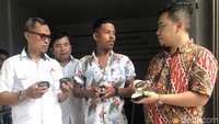 Pada tanggal 11 Februari 2019, Melalui mekanisme Rapat Umum Pemegang Saham Luar Biasa, telah Disahkan perubahan nama PT Holcim Indonesia Tbk menjadi PT Solusi Bangun Indonesia.  Istimewa