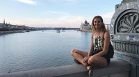  Santai dulu di Budapest, Hungaria (pilotvandam/Instagram)