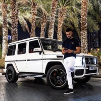 Matthew pun tetap bekerja sebagai buruh pabrik. Di waktu senggang, Matthew belajar cara bisnis online. Hingga ia memiliki bisnis onlinenya sendiri. Foto: Instagram (@matthewlepre)