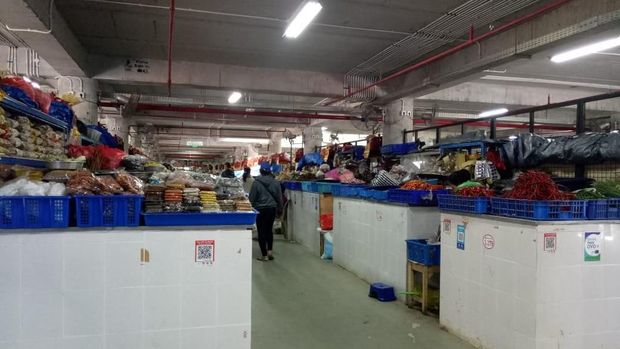 Para pedagang sudah menempati pasar yang sempat hangus terbakar beberapa waktu lalu.