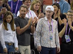 Ini Hobi Berat Bill Gates Selain Beramal