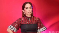 Ussy pun menyebut foto ketiaknya itu hanya untuk sekedar lucu-lucuan saja. Pool/Noel/detikFoto.
