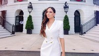 Pada 2018 lalu, Lola bahkan diundang untuk tampil di White House oleh Donald Trump. Dok. Instagram/lolaastanova