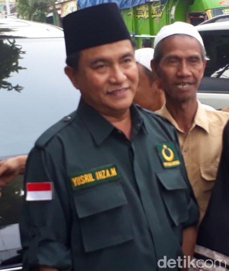 Tulisannya yang Kritik Lembaga Survei Beredar, Yusril: Itu Tahun 2013 Tulisannya yang Kritik Lembaga Survei Beredar, Yusril: Itu Tahun 2013
