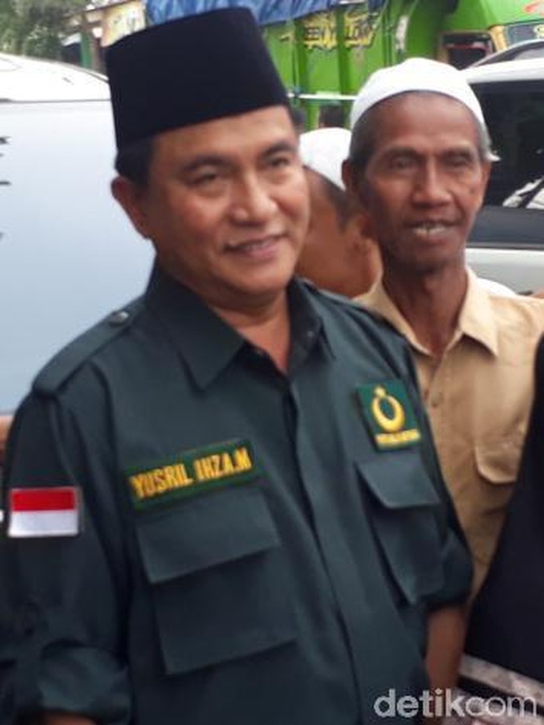 Yusril Tegaskan PBB Bulat Dukung Jokowi-Maruf Yusril Tegaskan PBB Bulat Dukung Jokowi-Maruf