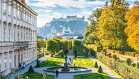 Urutan 10 adalah Austria. Salah satu kotanya, Salzburg terkenal karena terkait dengan Sound of Music Von Trapp yang sebenarnya. Austria juga rumah bagi Wolfgang Amadeus Mozart dan Mirabell Garden. (Shutterstock/CNN Travel)