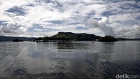 Lanskap Danau Sentani sebelum banjir bandang menerjang, terlihat sangat indah dan bersih. Muhammad Ridho/detikcom.