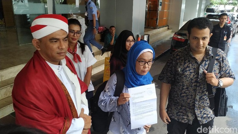 Perusahaan Bantah Pecat Nurullita karena Pilih Jokowi: Dianya Aja Baper Perusahaan Bantah Pecat Nurullita karena Pilih Jokowi: Dianya Aja Baper