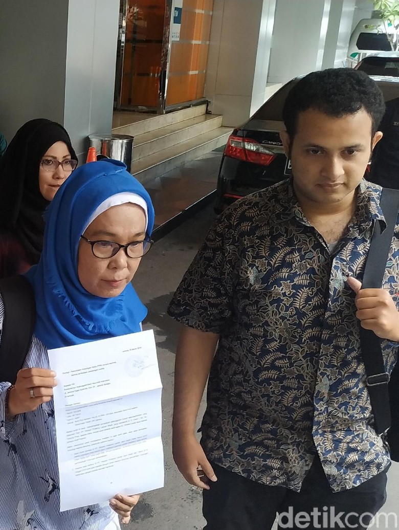Nurullita Bantah Baper: Kalau Bercanda, Kok Saya Dikeluarin dari Grup WA? Nurullita Bantah Baper: Kalau Bercanda, Kok Saya Dikeluarin dari Grup WA?