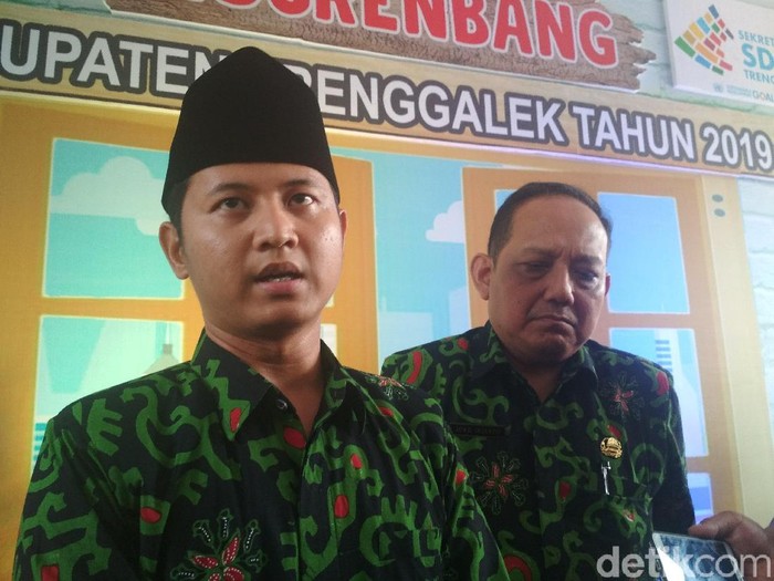 Kasus rekrutmen 30 pegawai RSUD dr Soedomo Trenggalek secara diam-diam berbuntut panjang. Plt Bupati Trenggalek, Mochammad Nur Arifin mengaku akan segera melakukan penelurusan.