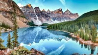 Urutan 9 diperoleh Kanada, satu-satunya negara benua Amerika yang masuk 10 besar negara bahagia. Kaanda punya banyak taman alam yang dilindungi untuk dijelajahi, seperti Banff National Park di Alberta. (Shutterstock/CNN Travel)