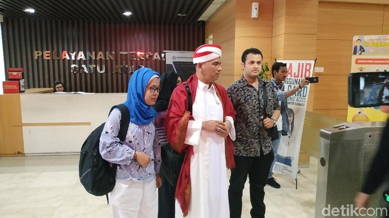 Bantah Ada Pemecatan, Eks Atasan: Nurullita Hanya Dicandai di Grup WA Bantah Ada Pemecatan, Eks Atasan: Nurullita Hanya Dicandai di Grup WA