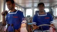 Kapal Bahtera Seva III siap mengarungi kawasan Halmahera di timur nusantara untuk memudahkan masyarakat di sana melakukan transaksi perbankan.
