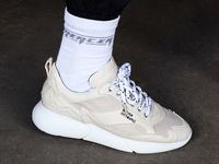 Sneakers Terbuat dari Daun Nanas Dijual Rp 4 Jutaan, Tertarik Beli?