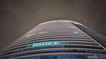 Hasil kamera belakang di outdoor dengan mode malam. Foto: Adi Fida Rahman/detikINET