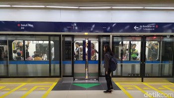 Hasil kamera belakang di outdoor dengan AI dan HDR aktif. Foto: Adi Fida Rahman/detikINET