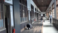 Yang tercepat tentu saja jadi pemenangnya. Staff Uwa Rice Museum akan membantu mencatat waktu setiap peserta. (Bonauli/detikcom)
