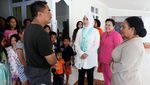 Hibur Anak-anak Korban Banjir Bandang Papua