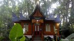 Berkunjung ke Taman Budaya Saruma di Pulau Bacan