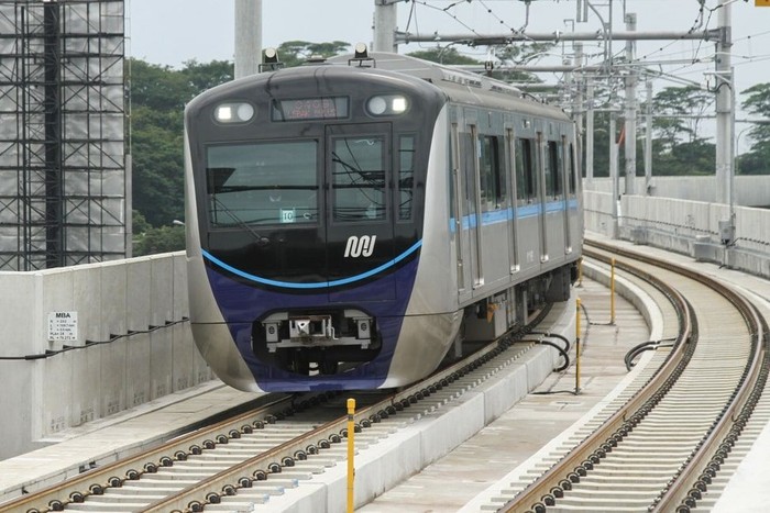 Sudah Siap Mencoba MRT Jakarta Maret Ini?