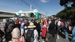 Penampakan Rantai Manusia Warga New Zealand Saat Salat Jumat