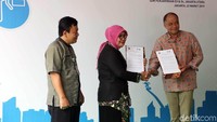 Corporate Communications and Social Responsibilities Division Head, Lydia Astriningworo mengatakan bahwa peresmian drinking fountain di SDN 03 & SDN 04 Penjaringan, Jakarta Utara, ini  merupakan lokasi ke empat dan lima dari total 8 lokasi yang sudah terpasang.