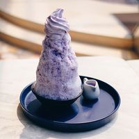 Seger Banget! Es Serut Khas Jepang dengan Ragam Topping di Sini
