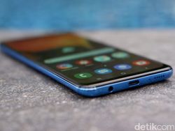 Unboxing Galaxy A50, Ponsel Fingerprint Dalam Layar Rp 4 Jutaan