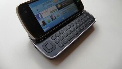 Nokia N97, HP yang Gagal Bunuh iPhone dan Bikin Malu