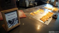 Soal kelezatan makanan sudah tidak perlu ditanyakan lagi. Menariknya, traveler bisa makan 3x sehari di restoran resortu secara buffet, karena semua sudah termasuk dalam paket menginap. (Wahyu/detikcom)