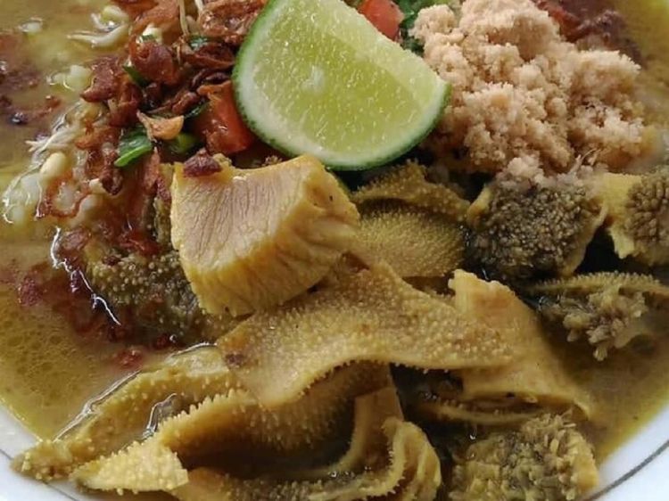 Jumat Makin Nikmat dengan Sarapan Soto Babat yang Enak Mantap