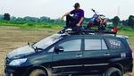 Gila! Toyota Innova Bisa Diajak Main Lumpur