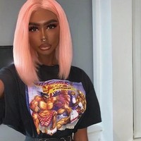 Sejak remaja, Hannah sudah sangat menyukai memiliki kulit gelap dengan tanning. Dia kemudian mulai benar-benar kecanduan setelah pulang liburan dari Turki pada 2015 karena mendapatkan kulit gelap yang bersinar. Membuat kompleksi kulitku menjadi lebih bagus, seperti bersinar, tuturnya. Foto: Instagram @dirtyyhippie_