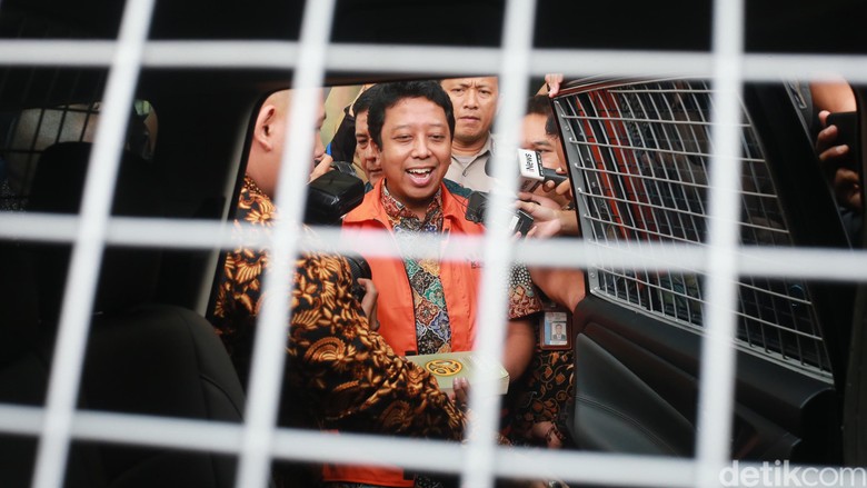 Pengacara Sebut Romahurmuziy Cabut Praperadilan Mendadak Pengacara Sebut Romahurmuziy Cabut Praperadilan Mendadak