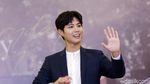 Senyum Park Bo Gum yang Bikin Luluh