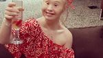 Cantiknya Madeline Stuart, Model Down Syndrome yang Suka Wisata Kuliner