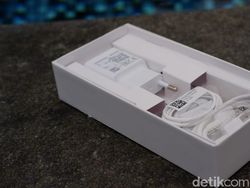 Unboxing Galaxy A50, Ponsel Fingerprint Dalam Layar Rp 4 Jutaan