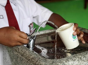 Mimpi Minum Air (Langsung) dari Keran