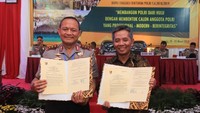 Hadir dalam acara tersebut yakni Direktur Retail dan Menengah Bank BRI Supari dengan  Kepala Lemdiklat Polri Komjen Pol Arief Sulistyanto di Gedung Chatur Prasetya, Pusdik Sabhara, Sidoarjo, Jumat (22/3). Foto: dok. BRI