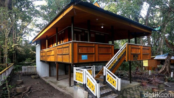 Berkunjung ke Taman Budaya Saruma di Pulau Bacan