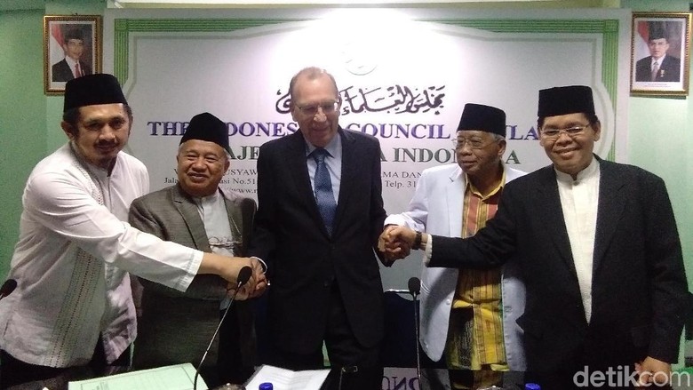 MUI-Kedubes Selandia Baru Bertemu Bahas Terorisme di Christchurch MUI-Kedubes Selandia Baru Bertemu Bahas Terorisme di Christchurch