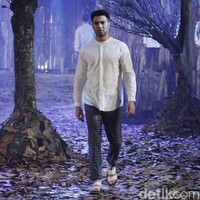 Rancangan terbaru Ivan Gunawan untuk Lebaran 2019 mengangkat tema Nostalgia yang di gelar di LiveSpace, SCBD, Jakarta Selatan, Rabu [20/3/2019]. Foto: Mohammad Abduh/Wolipop