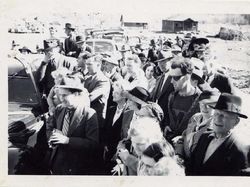 Benarkah Ini Penampakan Para Penjelajah Waktu?