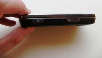 Nokia N97 dibekali prosesor 434 MHz ARM11, SDRAM 128 MB serta memori internal 32 GB. Foto: Tech Radar