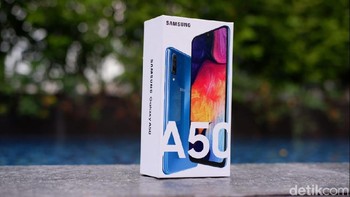 Galaxy A50 memulai debut berdananya pada perhelatan MWC 2019. (Foto: detikINET/Adi Fida Rahman)