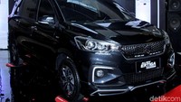 Varian ini sebenarnya varian GX yang dimodifikasi oleh Suzuki menjadi varian termahal Ertiga di Indonesia.