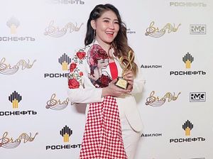 Selain Raih Penghargaan, Via Vallen Juga Bawakan Selow di Rusia