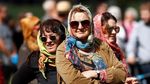 Aksi Solidaritas Wanita New Zealand Ramai-ramai Berkerudung