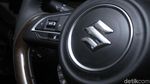Intip Dalaman Si Hitam Suzuki Ertiga Versi Mahal
